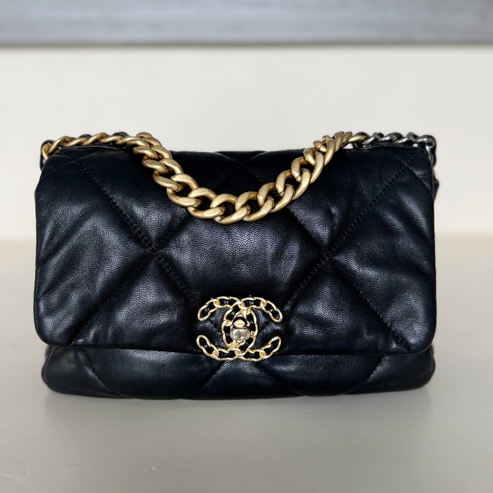 AUTHENTIC CHANEL 19 Handbag - Like New - great deal on pricing!!